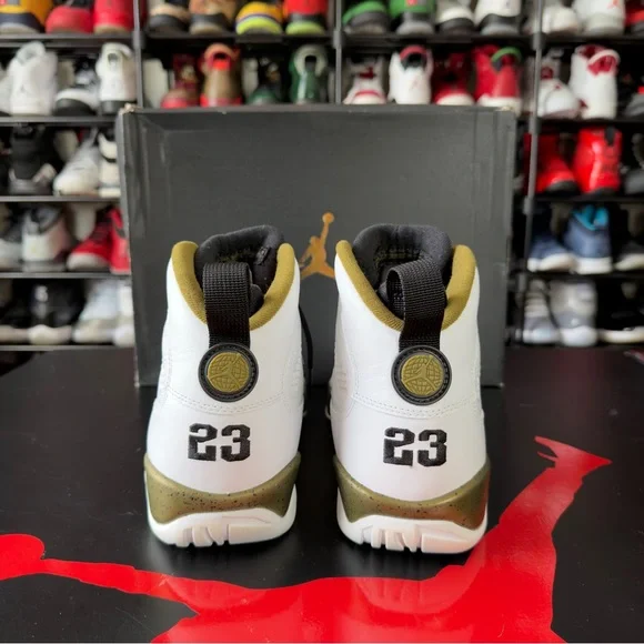2015 Air Jordan 9 Retro  display picture 3
